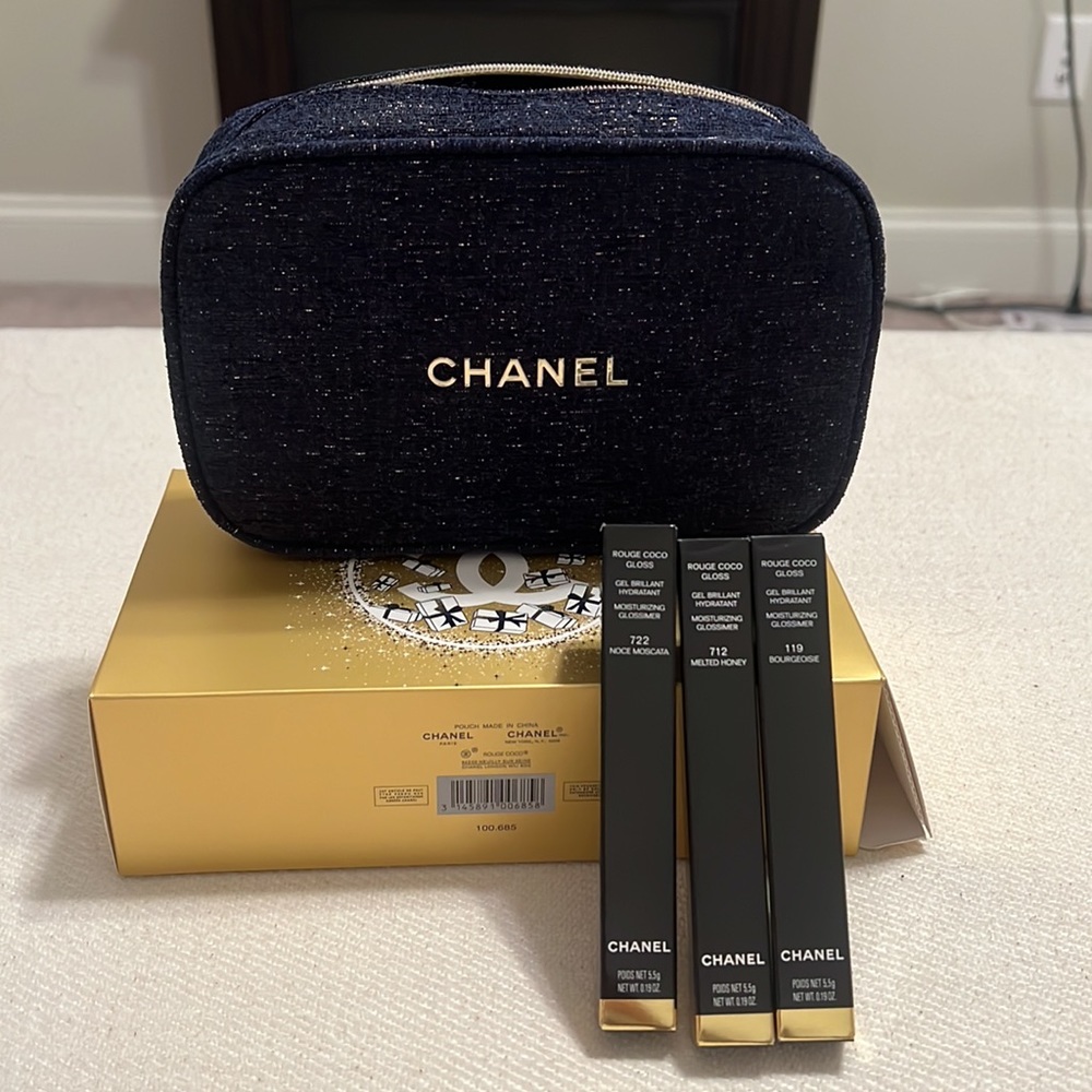 Chanel lipgloss holiday set